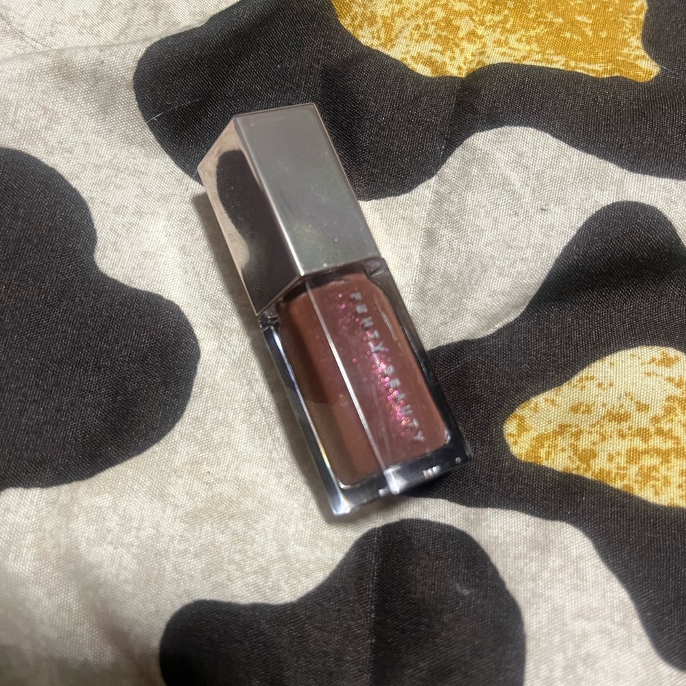 Fenty Beauty Mini Gloss Bomb Hot Chocolit - Picture 2 of 4